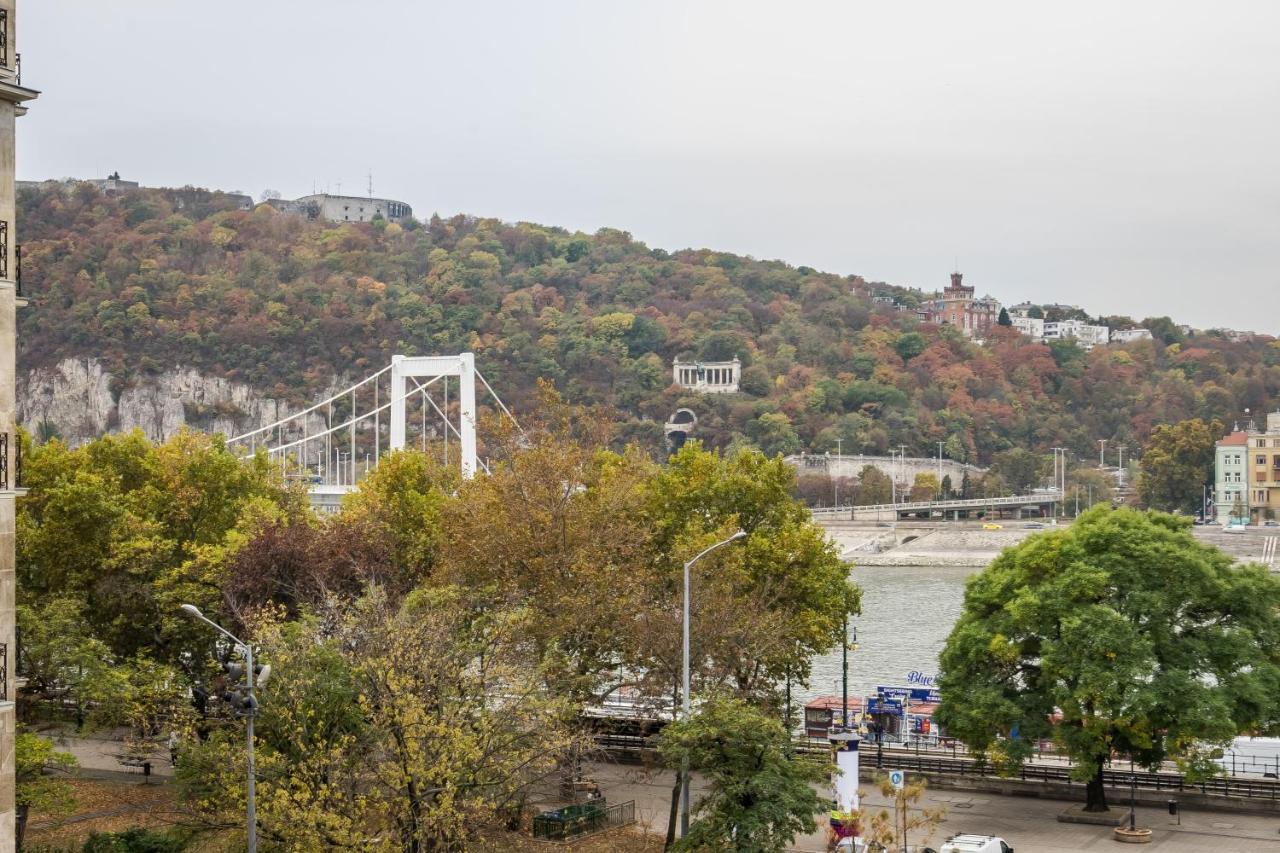 Bpr Danube Panoramic Suite Boedapest Buitenkant foto
